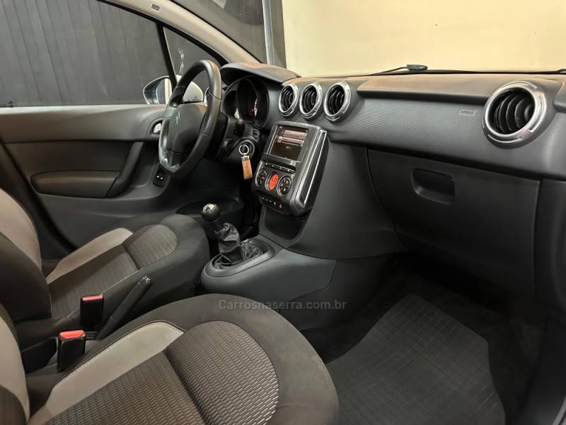 CITROËN - C3 - 2017/2018 - Branca - R$ 49.900,00