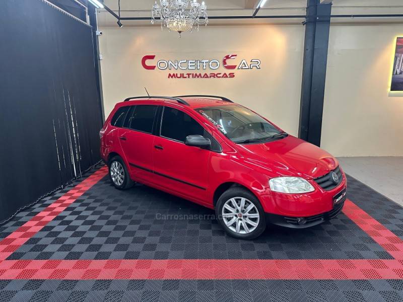 VOLKSWAGEN - SPACEFOX - 2009/2009 - Vermelha - R$ 31.900,00