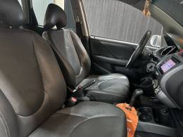 HONDA - FIT - 2003/2004 - Branca - R$ 31.900,00
