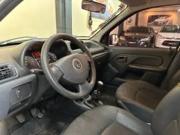 RENAULT - CLIO - 2013/2014 - Branca - R$ 33.900,00