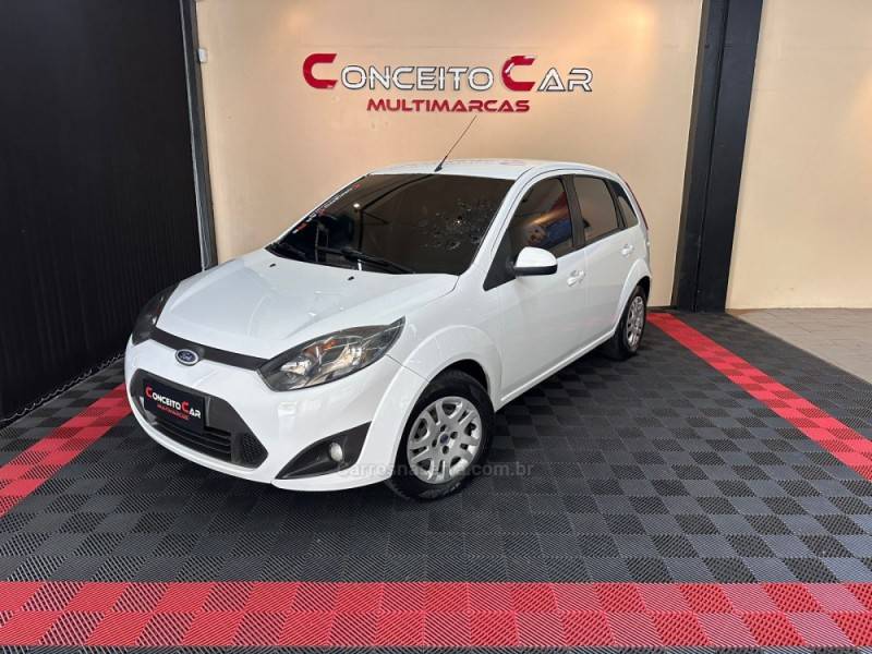 FORD - FIESTA - 2013/2013 - Branca - R$ 34.900,00