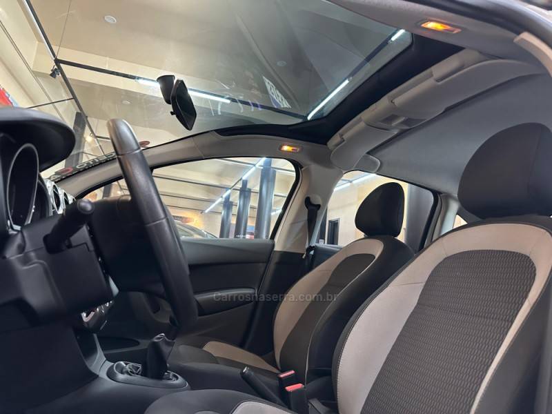 CITROËN - C3 - 2017/2018 - Branca - R$ 49.900,00