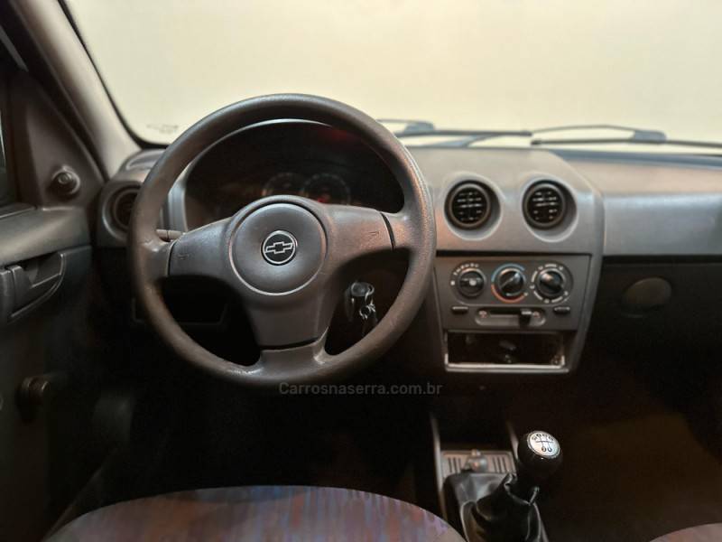 CHEVROLET - CELTA - 2006/2007 - Branca - R$ 21.900,00