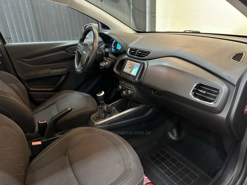 CHEVROLET - ONIX - 2014/2014 - Cinza - R$ 52.900,00