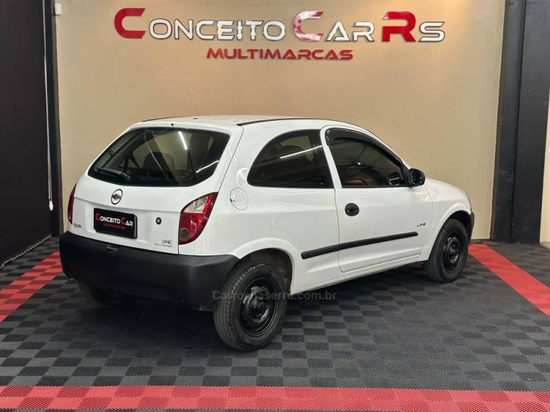 CHEVROLET - CELTA - 2006/2007 - Branca - R$ 21.900,00