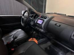 HONDA - FIT - 2003/2004 - Branca - R$ 31.900,00