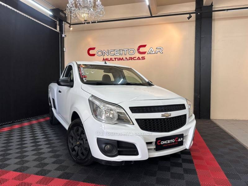 CHEVROLET - MONTANA - 2016/2017 - Branca - R$ 51.900,00