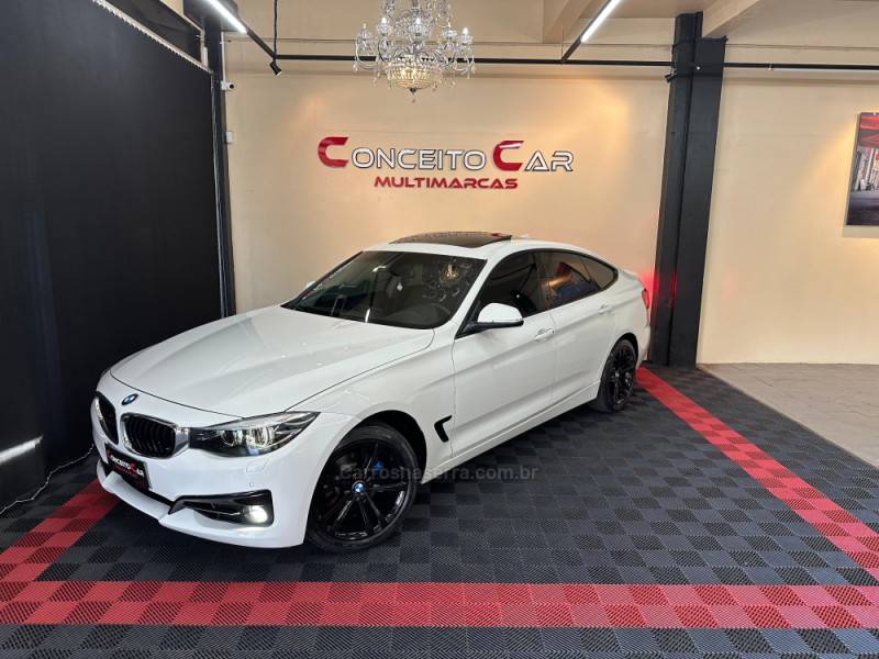 BMW - 320I - 2016/2017 - Branca - R$ 129.900,00