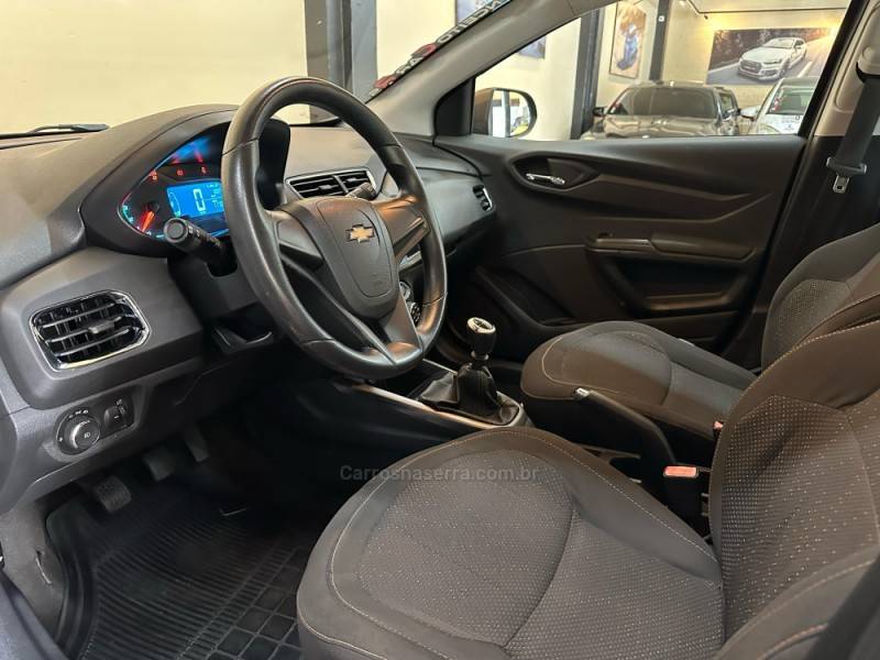 CHEVROLET - ONIX - 2014/2014 - Cinza - R$ 52.900,00