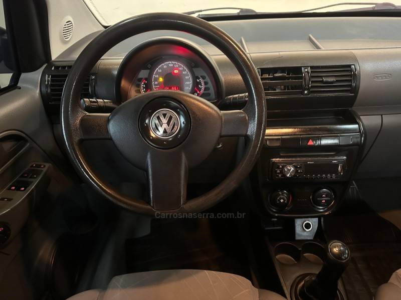 VOLKSWAGEN - SPACEFOX - 2009/2009 - Vermelha - R$ 31.900,00