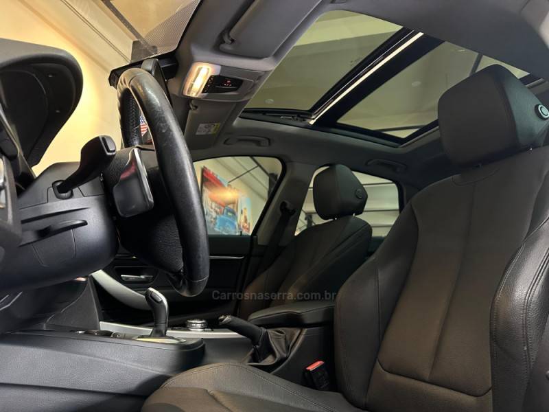 BMW - 320I - 2016/2017 - Branca - R$ 129.900,00